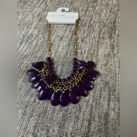 Purple necklace, including a free gift - Picture 2 of 2